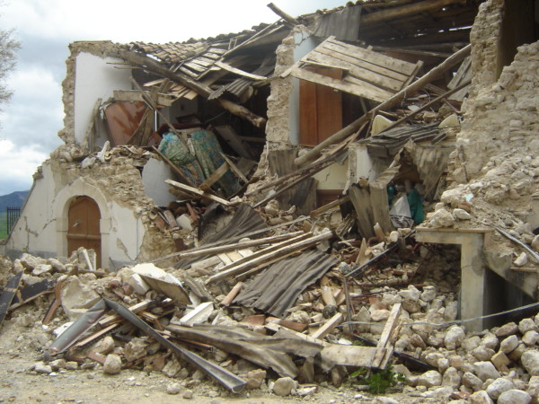 Sisma abruzzo (201)